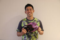 プロサッカー選手　遠藤航選手サイン入りスパイク（デザイン３）