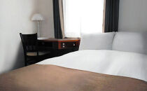 ホテルアベスト長野　宿泊利用券　15,000円分