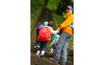 東京・八王子の森で子ども自然体験「森の教室」1日参加チケット