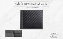 hide&nbsp;k&nbsp;1896&nbsp;ソフトカーボン&nbsp;バイフォールド&nbsp;ウォレット&nbsp;二つ折り財布【グレイ】bi-fold&nbsp;wallet&nbsp;11.5cm×10cm×2cm&nbsp;メンズ財布&nbsp;サイフ&nbsp;札入れ&nbsp;カード&nbsp;コインケース&nbsp;本革&nbsp;カウレザー&nbsp;長野県長野市