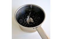 鉄分がとれる南部鉄のリーフ_1330803132_00