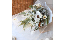 【母の日】プレミアムドライフラワー・ブーケ　ココホワイト＜お届け日：2026年5/4～5/10&nbsp;当店おまかせ&nbsp;＞母の日カード付き【&nbsp;母の日&nbsp;ギフト&nbsp;アレンジ&nbsp;花&nbsp;贈り物&nbsp;大阪府&nbsp;門真市&nbsp;】