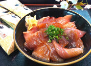 ＜水産加工大賞受賞＞燻製・づけ丼・昆布じめ丼の素詰合せ(燻製×2本・づけ丼×1本・昆布じめ丼×1本・計4本)