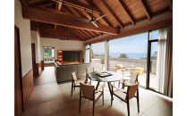 サンカラヴィラスイート1泊2食付&nbsp;ペア&nbsp;ご宿泊券［sankara&nbsp;hotel&nbsp;&&nbsp;spa屋久島］