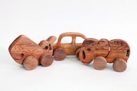 屋久杉のぬくもりを楽しむ「ころりんおもちゃ」【屋久島】