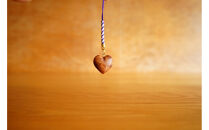 【相良パーティ】千年の愛～屋久島の森の至極の宝～&nbsp;屋久杉ハートストラップ