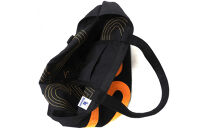 【競走馬調教用ゼッケン使用：ゼッケンバッグ】　舟形トート【2-黒色ゼッケン×橙文字】