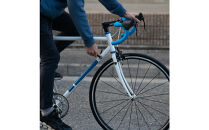 ロードバイク&nbsp;イーエムサイクルズ&nbsp;R101!&nbsp;ホワイト540mm(L)