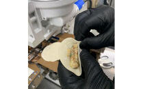 【子供も食べやすい】能登豚を使用したやみつき餃子&nbsp;78個&nbsp;餃子のコンドル特性タレ2本とラー油1本付&nbsp;金沢市&nbsp;餃子&nbsp;餃子のコンドル&nbsp;自家製餃子&nbsp;能登豚&nbsp;加工食品&nbsp;おつまみ&nbsp;おかず&nbsp;石川&nbsp;金沢&nbsp;北陸&nbsp;復興支援&nbsp;復興応援