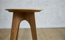 タップルート&nbsp;無垢材のスツール&nbsp;ブラウンオーク