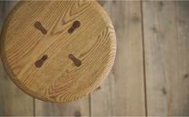 タップルート&nbsp;無垢材のスツール&nbsp;ブラウンオーク