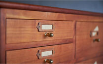 ピッキオ&nbsp;チェスト&nbsp;無垢家具&nbsp;北欧家具デザイン&nbsp;ブラックチェリー