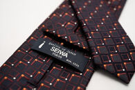 &nbsp;【受注生産】匠の技術で織り上げるシルク１００％のビンテージ小紋柄ネクタイ（オレンジコーナー）|&nbsp;ネクタイ&nbsp;シルク&nbsp;ヴィンテージ&nbsp;柄&nbsp;高級&nbsp;ビジネス&nbsp;フォーマル&nbsp;贈答用&nbsp;送料無料&nbsp;東京&nbsp;八王子