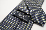 【受注生産】匠の技術で織り上げるシルク１００％のマイクロ小紋柄ネクタイ（ネイビー×グリーン）|&nbsp;ネクタイ&nbsp;シルク&nbsp;柄&nbsp;高級&nbsp;ビジネス&nbsp;フォーマル&nbsp;贈答用&nbsp;送料無料&nbsp;東京&nbsp;八王子&nbsp;