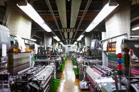 &nbsp;【受注生産】匠の技術で織り上げるシルク１００％のマイクロ小紋柄ネクタイ（ライトグレー×ピンク）|&nbsp;ネクタイ&nbsp;シルク&nbsp;柄&nbsp;グレー&nbsp;ピンク&nbsp;高級&nbsp;ビジネス&nbsp;フォーマル&nbsp;ギフト&nbsp;送料無料&nbsp;東京&nbsp;八王子