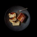 【錦水館】広島県産酒粕を使ったバスク風チーズケーキ「宮島ブラック」