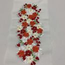 半衿白地に赤い花柄の刺繍