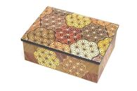 寄木小物入れ　亀甲 | 工芸品 装飾品 民芸品 木工品 寄木細工 クラフト 木製 オリジナル デザイン 手作り 箱 木箱 秘密箱 人気 おすすめ 伝統 ギフト 日本製 観光 お土産 送料無料 神奈川 箱根