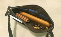 【alto.】スマートショルダーバッグ／サコッシュ&nbsp;AKEB-3102（ネイビー）