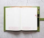 maf&nbsp;pinto&nbsp;(マフ&nbsp;ピント)&nbsp;手帳カバー＆ブックカバー&nbsp;グリーンティー&nbsp;ADRIA&nbsp;LINE&nbsp;レザー&nbsp;本革&nbsp;日本製