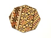 寄木コースター八角　５枚セット&nbsp;|&nbsp;工芸品&nbsp;装飾品&nbsp;民芸品&nbsp;木工品&nbsp;寄木細工&nbsp;クラフト&nbsp;木製&nbsp;手作り&nbsp;コースター&nbsp;デザイン&nbsp;伝統工芸&nbsp;人気&nbsp;おすすめ&nbsp;ギフト&nbsp;伝統&nbsp;日本製&nbsp;観光&nbsp;お土産&nbsp;送料無料&nbsp;神奈川&nbsp;箱根