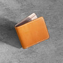 栃木レザー使用｜滑らか本革二つ折り財布｜Half wallet 01｜キャメル｜minca（全7色）