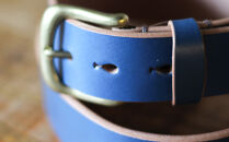 【minca】幅35mmベルト/34インチ  栃木レザーの希少な「ハーネスレザー」使用の贅沢な1枚革のレザーベルト/ブルー/HL-B02/BLUE/minca　563