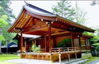 上川神社：祈祷（きとう）＆内宮（ないぐう）・舞殿（まいどの）見学＆装束・巫女（みこ）着付体験（1人分）
