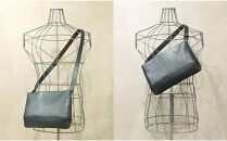 【alto.】スマートショルダーバッグ／サコッシュ&nbsp;（Ｌ）AKEB-3103（ネイビー）