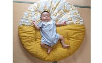 【 洛中高岡屋 】赤ちゃんが自然と笑顔になる 『せんべい座布団』（菜の花&フローラル） 