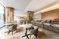 【ザ&nbsp;ロイヤルパークホテル&nbsp;アイコニック&nbsp;京都】平休日1泊朝食付&nbsp;ペア宿泊券《スーペリアツイン》｜京都&nbsp;烏丸御池&nbsp;人気ホテル&nbsp;[&nbsp;烏丸御池駅徒歩2分&nbsp;好アクセス&nbsp;宿泊者専用ラウンジ&nbsp;大浴場&nbsp;パティスリー&nbsp;ダイニング&nbsp;カフェ&nbsp;バー&nbsp;宿泊券&nbsp;朝食付き&nbsp;2名&nbsp;おすすめ&nbsp;宿泊&nbsp;旅行&nbsp;観光&nbsp;食事&nbsp;ふるさと納税&nbsp;]