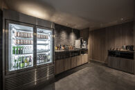 【ザ&nbsp;ロイヤルパークホテル&nbsp;アイコニック&nbsp;京都】平休日1泊朝食付&nbsp;ペア宿泊券《スーペリアツイン》｜京都&nbsp;烏丸御池&nbsp;人気ホテル&nbsp;[&nbsp;烏丸御池駅徒歩2分&nbsp;好アクセス&nbsp;宿泊者専用ラウンジ&nbsp;大浴場&nbsp;パティスリー&nbsp;ダイニング&nbsp;カフェ&nbsp;バー&nbsp;宿泊券&nbsp;朝食付き&nbsp;2名&nbsp;おすすめ&nbsp;宿泊&nbsp;旅行&nbsp;観光&nbsp;食事&nbsp;ふるさと納税&nbsp;]