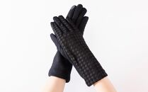 【伊と幸】《白生地の老舗が贈る》輪奈天鵞絨　極上絹手袋-wana&nbsp;veludo&nbsp;gloves-［&nbsp;京都&nbsp;老舗&nbsp;絹織物&nbsp;人気&nbsp;おすすめ&nbsp;刺繍&nbsp;和&nbsp;ファッション&nbsp;ギフト&nbsp;お取り寄せ&nbsp;通販&nbsp;送料無料&nbsp;ふるさと納税&nbsp;］