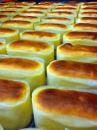 【ポイント交換専用】【ギフト用】半熟チーズケーキ1箱（10個入り）