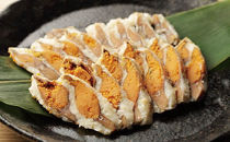 琵琶湖産の天然子持ちニゴロブナで丁寧に手作りした鮒寿司スライス済みLL(箱入り)